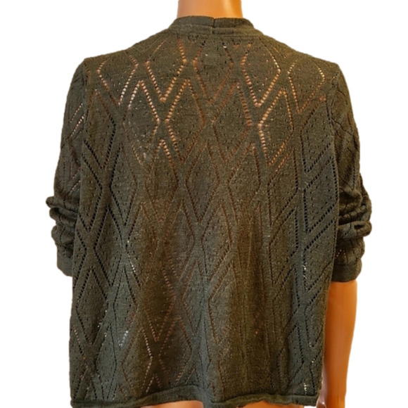 𝅺Croft & Barrow little throw on sweater (code-P104) - Picture 2 of 2